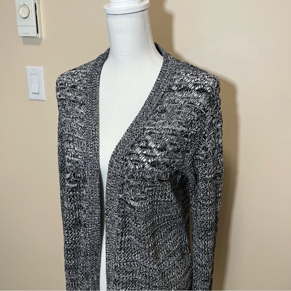 Skies Are Blue Open Front Cardigan Sweater - Picture 3 of 11